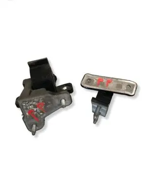 Mercedes-Benz C W205 Front door hinge set 