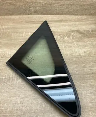 Mercedes-Benz E W211 Rear vent window glass 43R000016 DOT211M75AS2