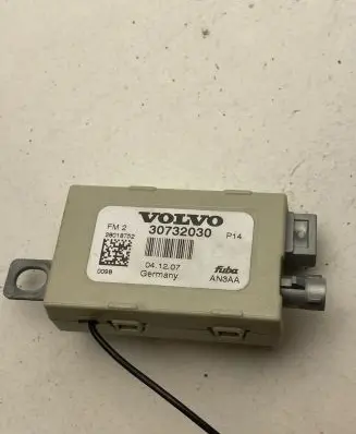 Volvo C30 Antenna control unit 30732030 041207 28018752