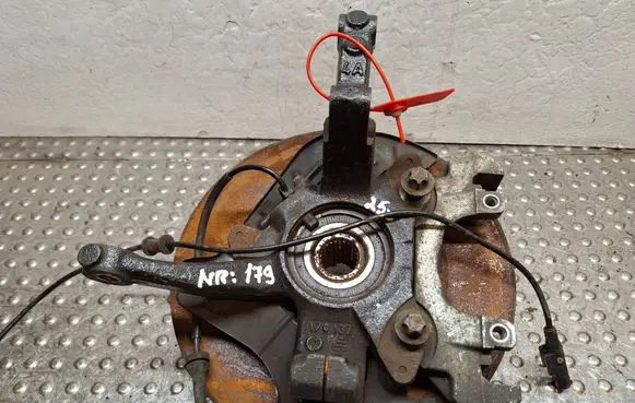 Fiat 500 Front wheel hub spindle knuckle S25056179 52044897