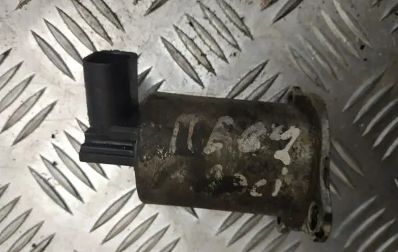 Renault Scenic I EGR valve 7700107471