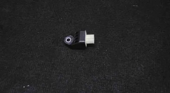 Toyota RAV 4 (XA40) Airbag deployment crash/impact sensor 8983133030