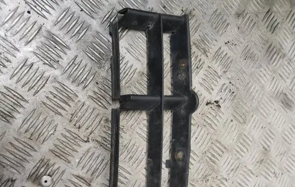 BMW 5 E39 Front bumper lower grill