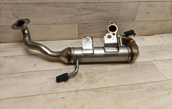 Toyota Corolla Verso E121 EGR valve cooler 