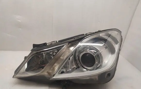 Mercedes-Benz E C207 W207 Headlight/headlamp