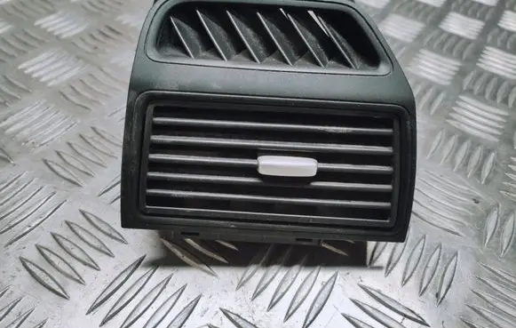 Fiat Punto (199) Dashboard side air vent grill/cover trim