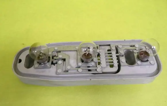 Renault Twingo I Tail light bulb cover holder