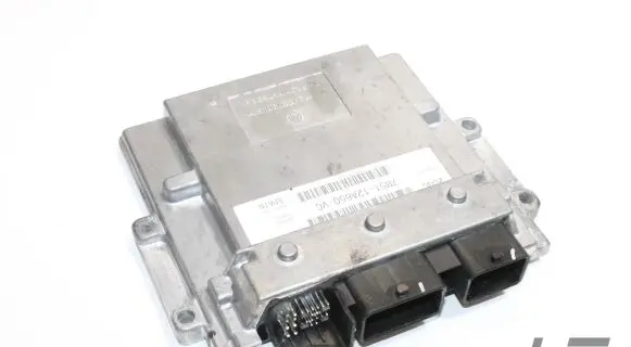 Ford C-MAX I Engine control unit/module 7M5112A650VC
