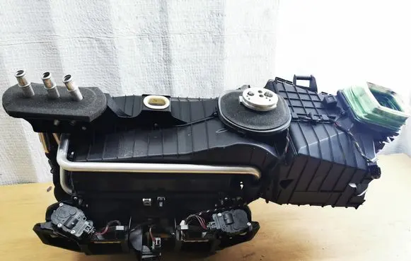 Interior heater climate box assembly