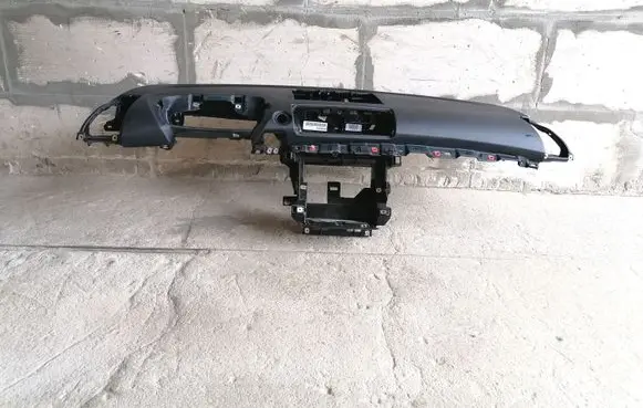BMW 1 E81 E87 Dashboard