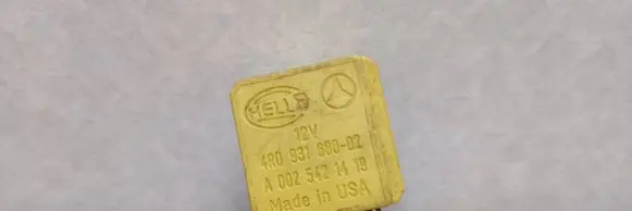 Mercedes-Benz S W220 Other relay 4RD93168002 A0025421419