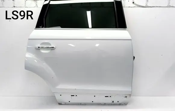 Audi Q7 4L Rear door 