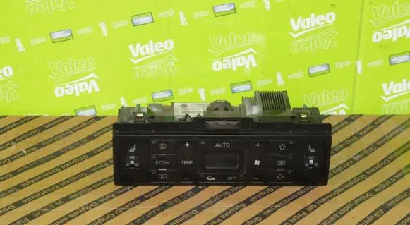 Audi A4 S4 B5 8D Climate control unit 8D0820043N