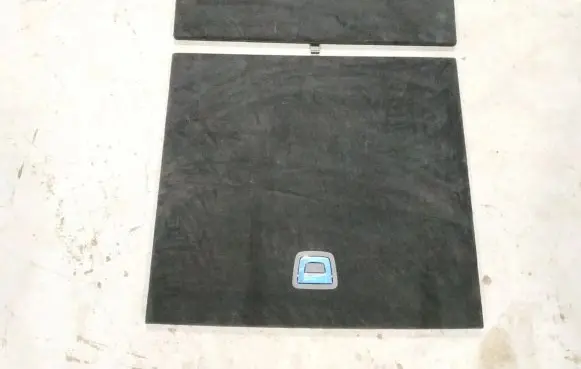 Mercedes-Benz CLS C218 X218 Rear floor mat 2186800202 2186800584