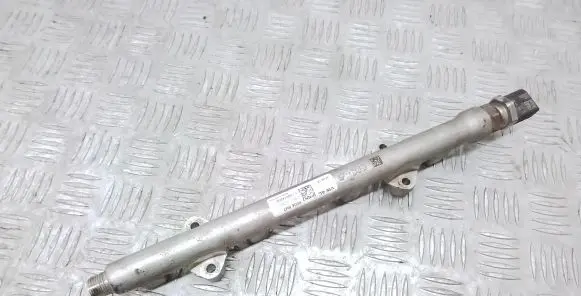 Volkswagen Jetta USA Fuel main line pipe 05E133320
