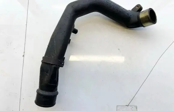 Mazda 626 Air intake hose/pipe RF4F13231