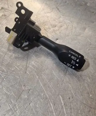Toyota Corolla Verso E121 Cruise control stalk 18A174