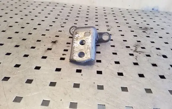 Toyota Yaris Front door upper hinge