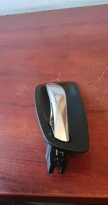 BMW 1 E81 E87 Front door interior handle 6962102