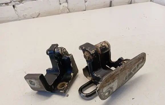 Volkswagen Multivan T5 Front door hinges set 7H1831402B