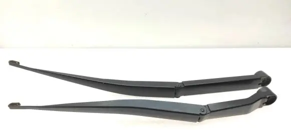 Subaru Legacy Front wiper blade arm