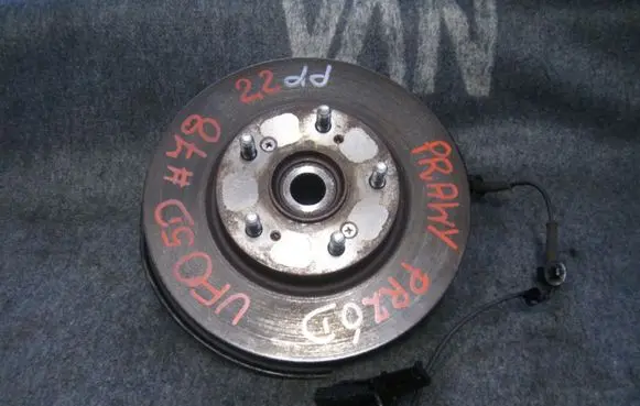 Honda Civic Front wheel hub spindle knuckle