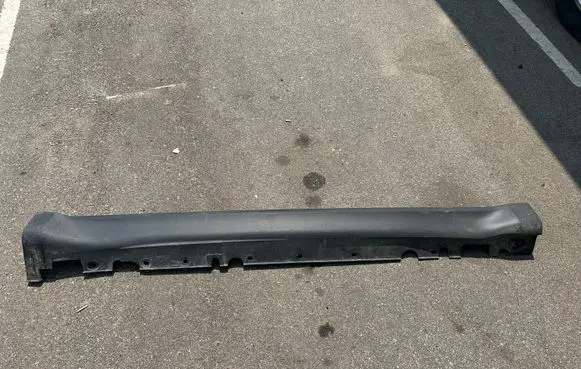 BMW X6 E71 Sill supporting ledge 7176234