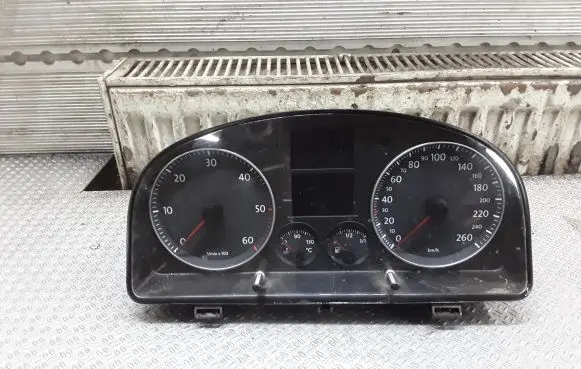 Volkswagen Touran I Speedometer (instrument cluster) 1T0920850C