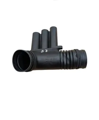 Volkswagen PASSAT B8 Air intake hose/pipe 04E129651C
