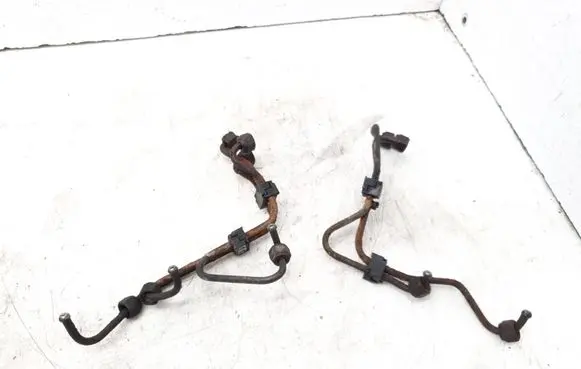 Volkswagen Transporter - Caravelle T4 Fuel injector supply line/pipe 
