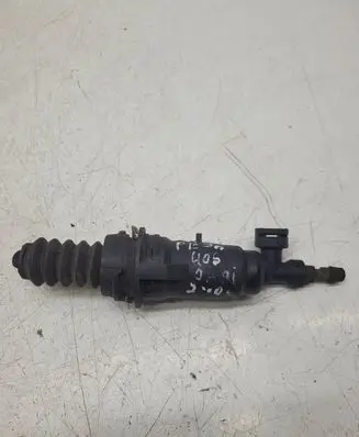 Peugeot 406 Clutch master cylinder