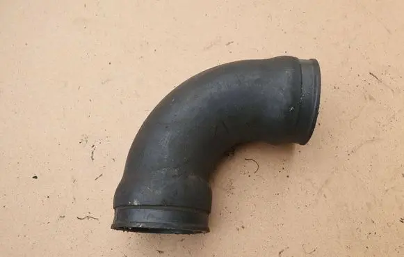 Volkswagen Golf II Intercooler hose/pipe 535145838