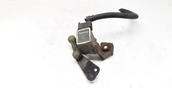 Volvo XC90 Headlight/headlamp level sensor 8622446