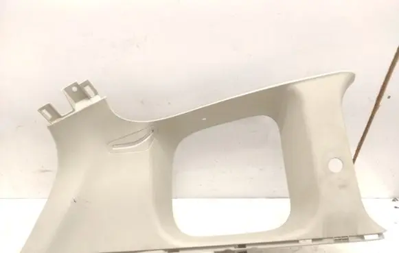 (C) pillar trim