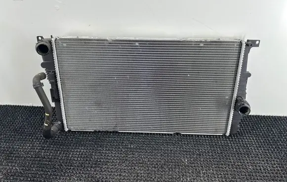 BMW 1 F20 F21 Coolant radiator 7600516