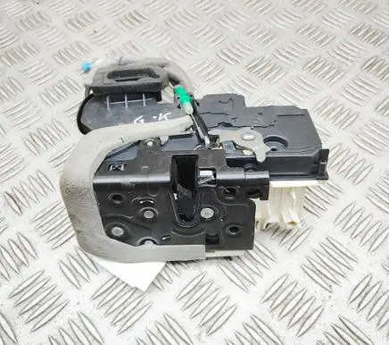 Audi RS6 C8 Rear door lock 4K0839015P