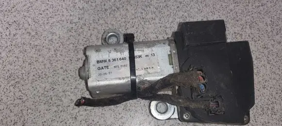 BMW 5 E39 Wiper motor 8361640