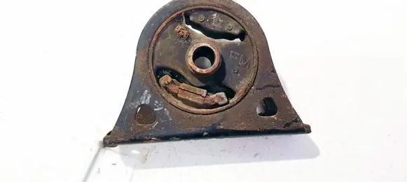 Mitsubishi Grandis Engine mount bracket MR594382