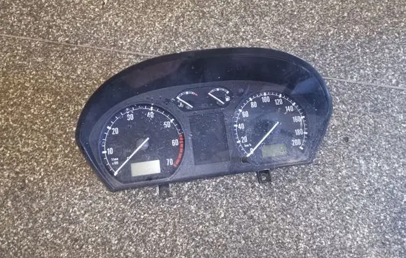 Skoda Fabia Mk1 (6Y) Speedometer (instrument cluster) 6Y0920880M