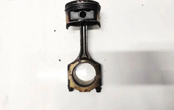 Mazda Xedos 9 Piston with connecting rod