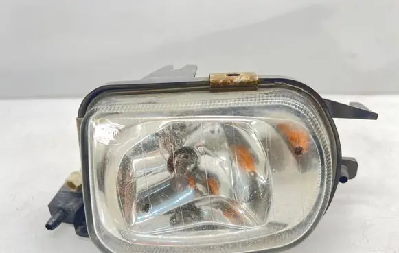Mercedes-Benz C W203 Front fog light A2038201156
