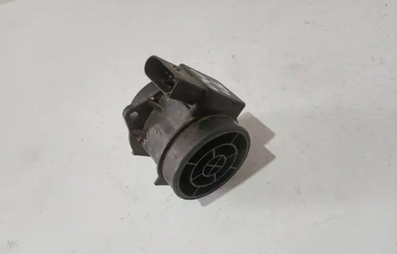 Volvo S40, V40 Mass air flow meter 30611533 60075277 5WK9624