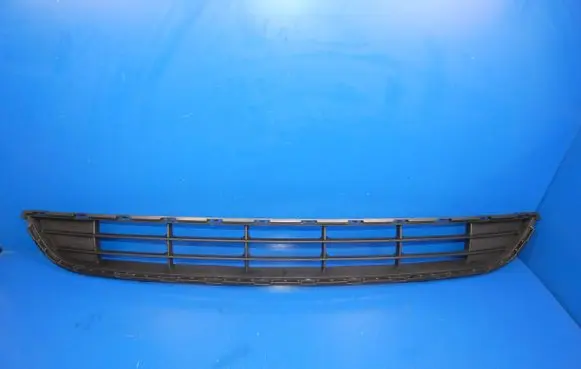 KIA Sportage Front bumper lower grill 86569F1000