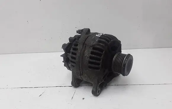 Nissan Qashqai Generator/alternator BR14M1