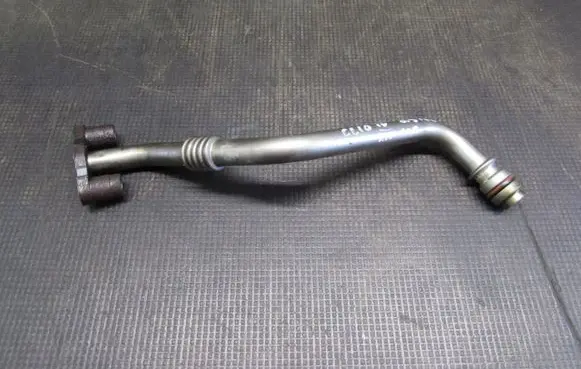 Renault Clio IV Gearbox oil cooler pipe/hose 