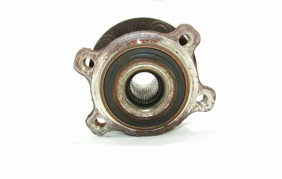 Ford Kuga I Rear wheel hub