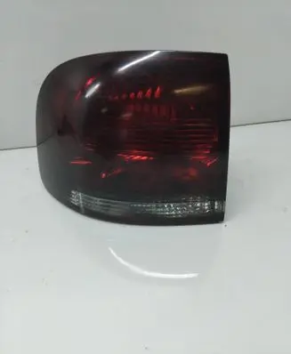Volkswagen Touareg I Rear/tail lights 7L6945095K