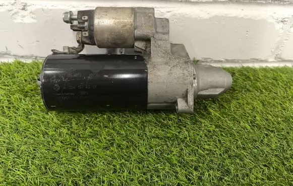 Mercedes-Benz GLK (X204) Starter motor A0061516201 20110531 0001115072