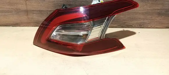 Peugeot 308 Rear/tail lights 9677817580 81250201