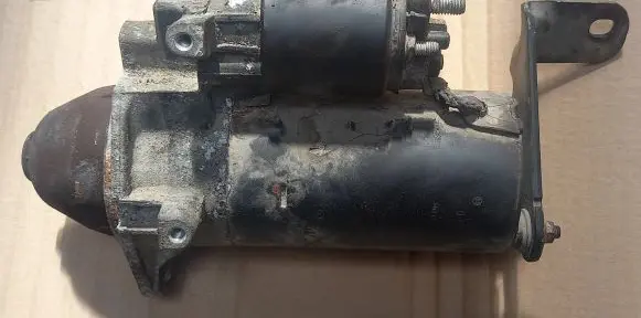 Opel Zafira A Starter motor 0001109015